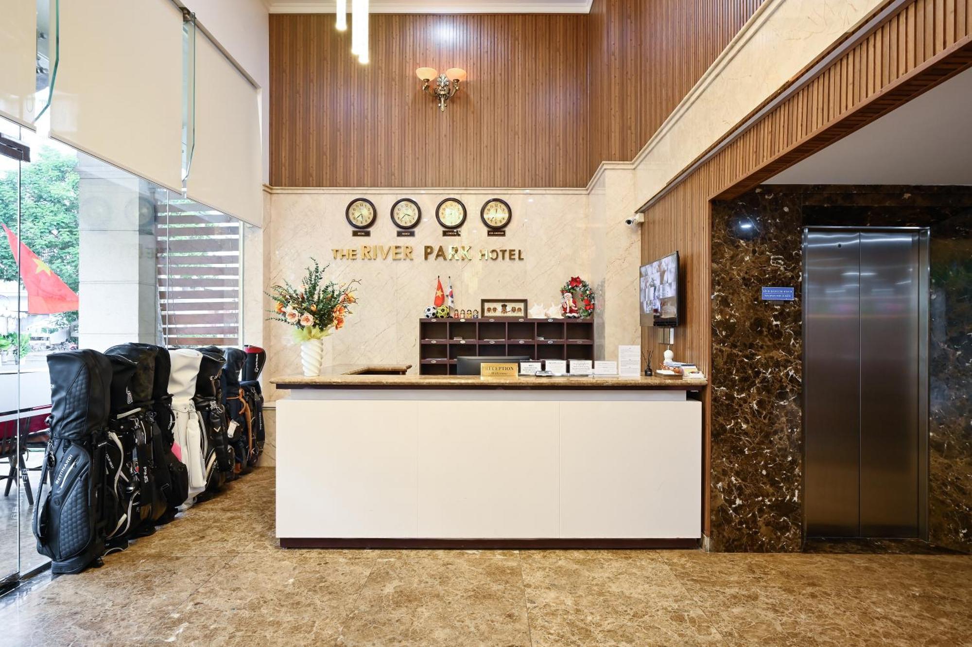 The River Park Hotel Ho Şi Min Exterior foto