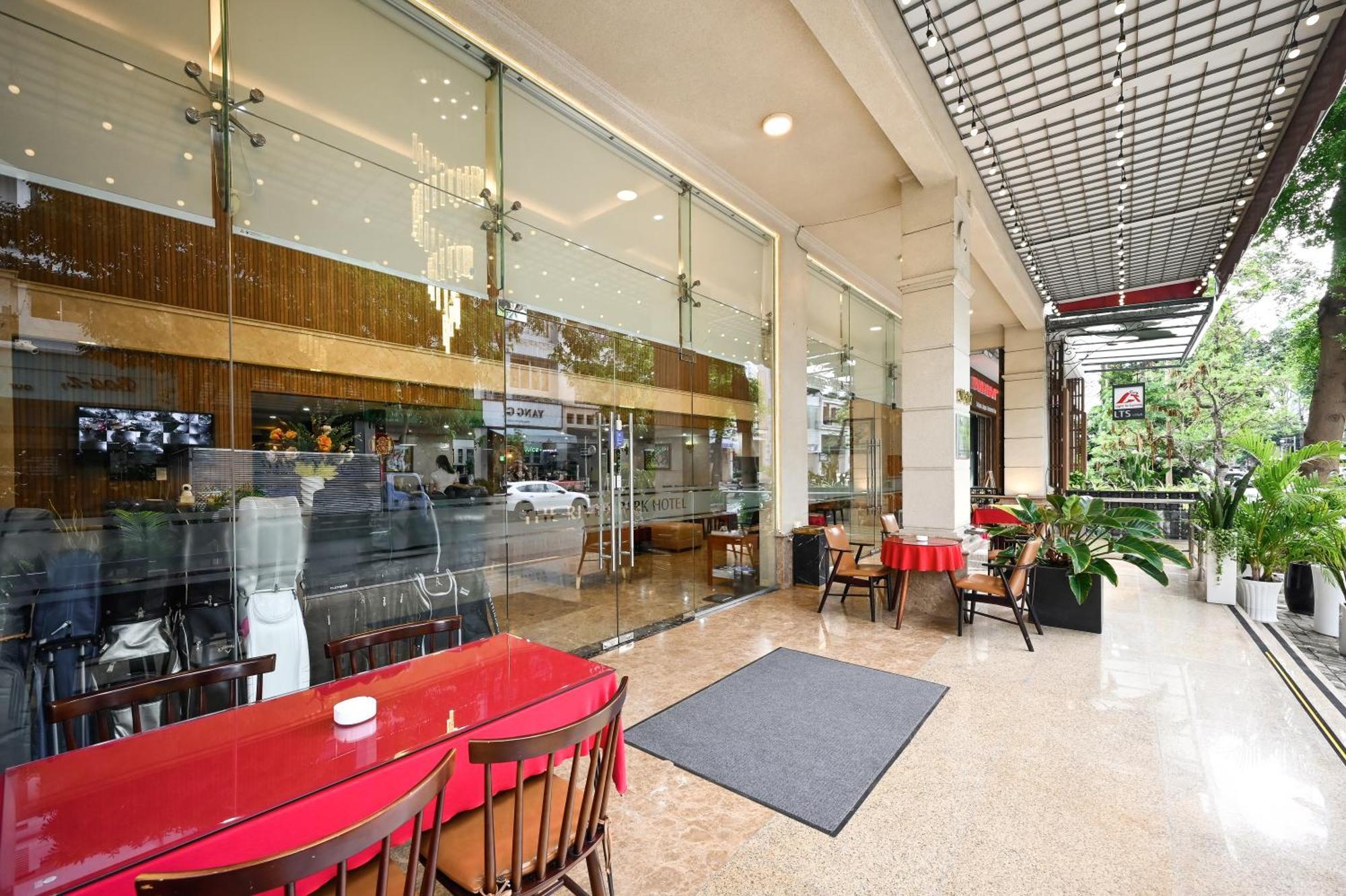 The River Park Hotel Ho Şi Min Exterior foto