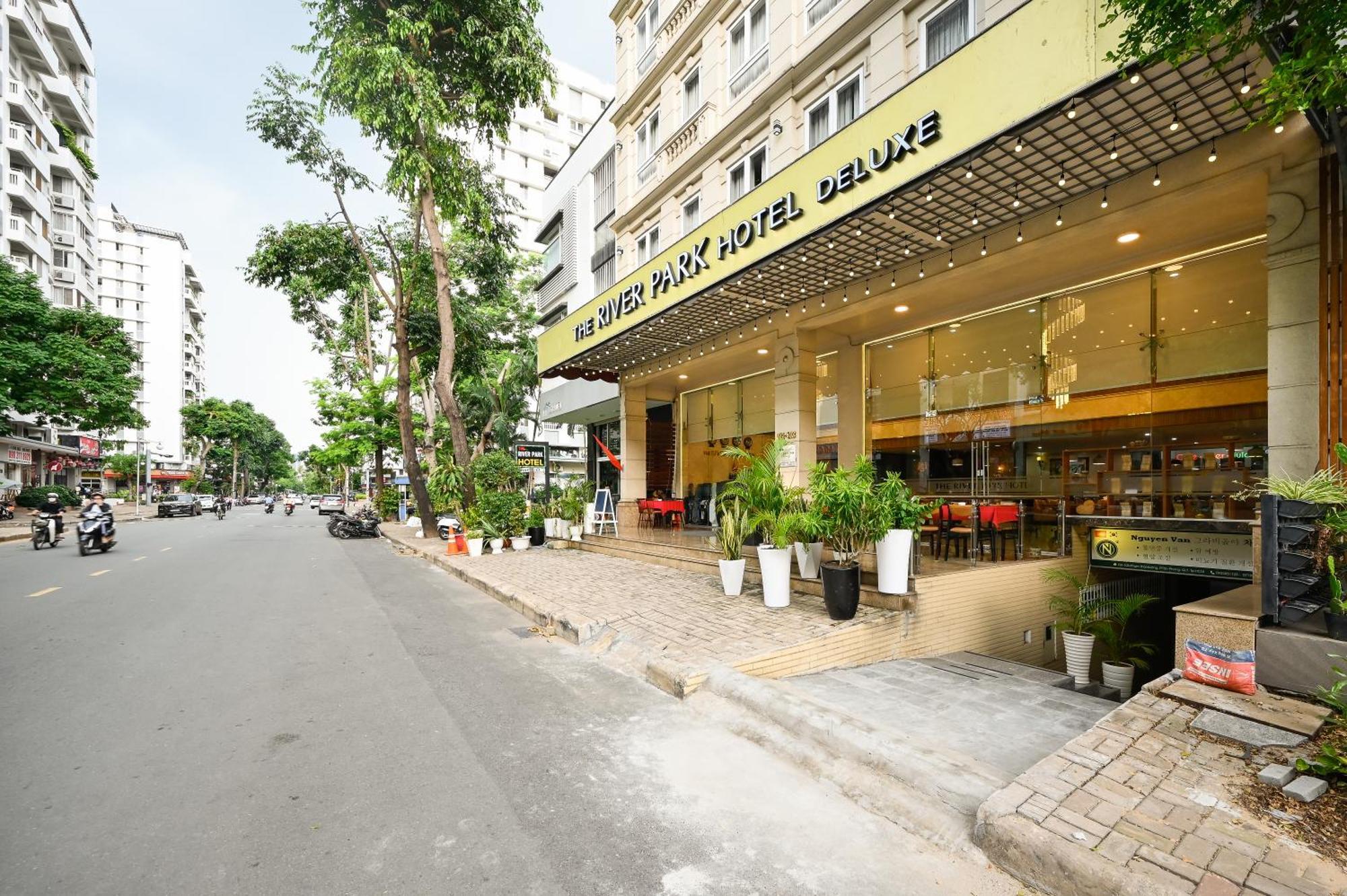 The River Park Hotel Ho Şi Min Exterior foto